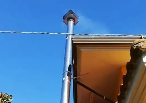 Problém s dymom na komíne so zakriveným alebo horizontálnym dymovodom